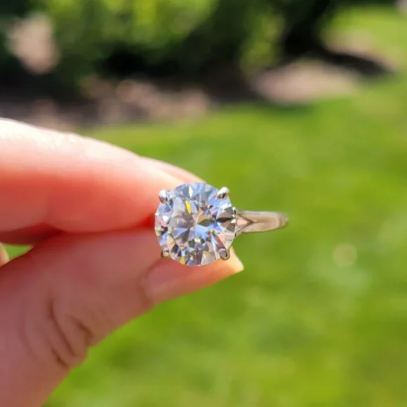 New 4ct Certified Moissanite Engagement Ringn - Picture 6 of 12